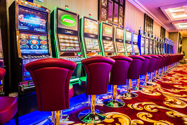 Premium Italian seats Aspen for casino tables & slot machines