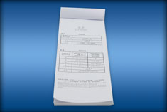 Baccarat notepads containing 100 scorecards with a grid for manual trend and score input by players. Baccarat players use double sided pens to mark history of game results